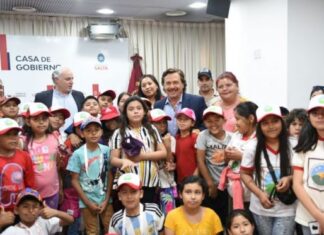 Sáenz recibió la visita de alumnos de 4° grado de Aguaray
