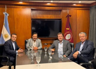 Sáenz, Herrera Ahuad y Weretilneck reunidos en la Casa de Salta