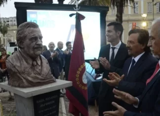Juan Manuel Urtubey: “no hay lugar para la neutralidad”