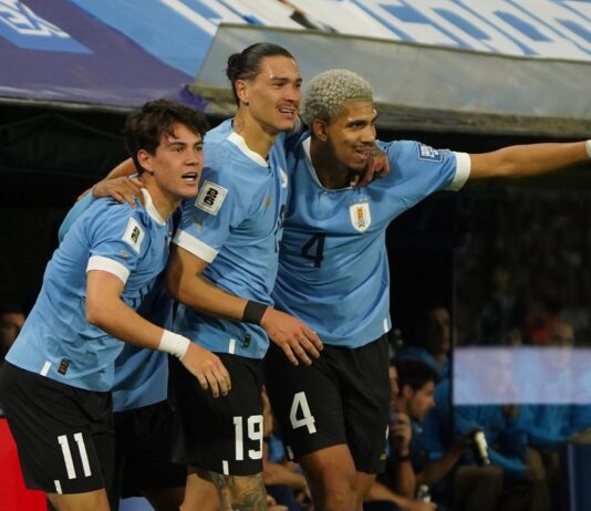 Bombonerazo de Uruguay frente a Argentina