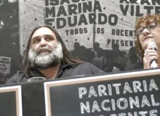 El gobierno de Milei convocó a los gremios docentes para el próximo martes