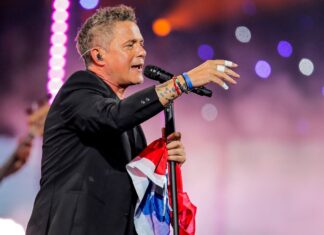 Alejandro Sanz y Manuel Turizo abrieron el Festival Viña del Mar 2024