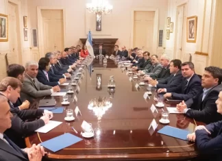 El gobierno de Javier Milei convocará a todos los gobernadores este viernes