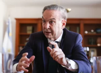 Ley ómnibus: Francos se reúne con Pichetto