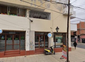 Robaron una pollería del macro centro