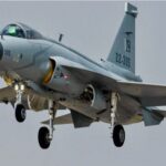 Petri formalizó la compra de 24 aeronaves F-16