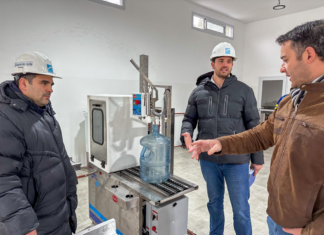 Aguas del Norte avanza en la habilitación de su primera planta envasadora de agua