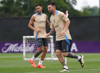 Argentina va por la clasificación contra Chile
