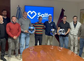 La Municipalidad firmó un convenio con tres clubes para fomentar el uso del casco