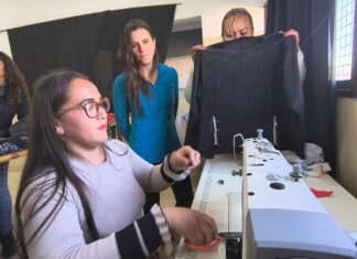 La Municipalidad entregó máquinas industriales de costura a los CICs de la ciudad
