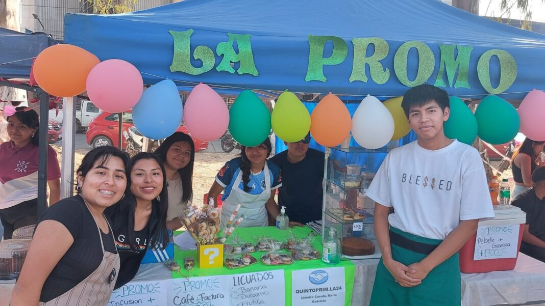 alumnos-emprendedores-2-1536x865