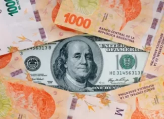 Expectativa por la baja del impuesto PAIS: habrá impacto en inflación, importaciones y la posible salida del cepo