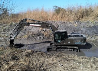 Avanza la limpieza del canal Velarde en zona sudeste