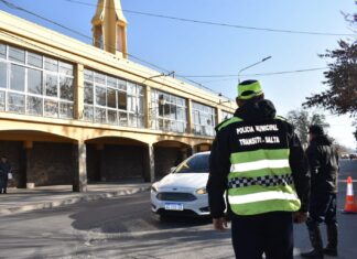 Tránsito trabaja en la zona del Templete San Cayetano por el comienzo de la novena