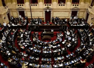 Diputados de la oposición insistirán con la ley de movilidad jubilatoria