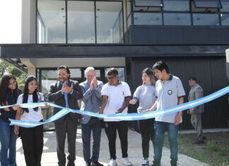 Sáenz inauguró el primer Centro de Alto Rendimiento de Robótica en Salta