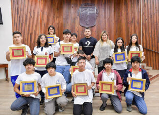Estudiantes que participaron de las olimpiadas de matemáticas fueron reconocidos por concejales