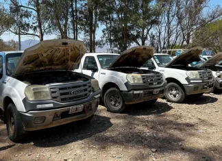 Rematan vehículos y elementos de Aguas del Norte
