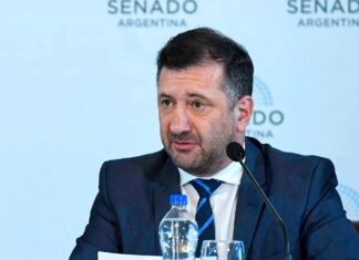Por una enorme mayoría, el Senado expulsó a Edgardo Kueider