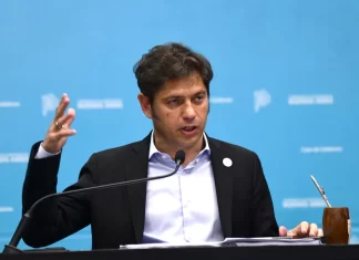 Kicillof quiere comprar Aerolíneas Argentinas