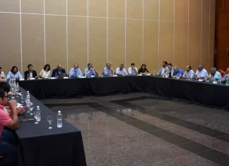 Paritarias: nuevo acuerdo entre el Gobierno y gremios estatales
