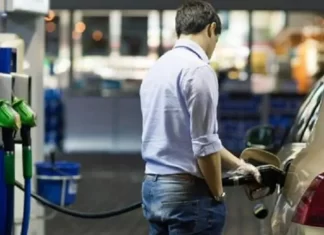 El Gobierno autorizó el autodespacho de combustible