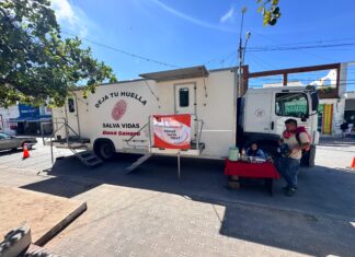 Colecta de sangre en la plaza de Rosario de Lerma