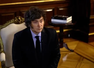 Javier Milei intentó despegarse del escándalo cripto