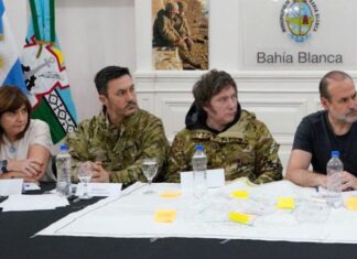 Javier Milei está en Bahía Blanca para monitorear la asistencia a las víctimas de la tragedia