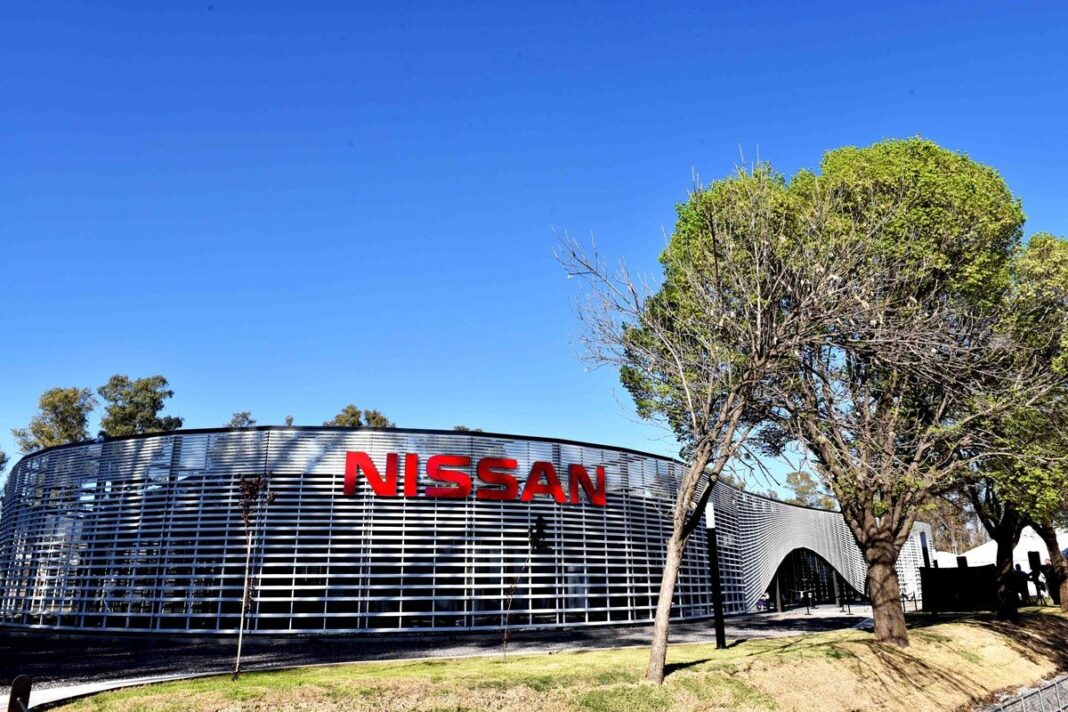 exterior-de-las nuevas-oficinas-de-nissan-en-cordoba.jpg.ximg.l_12_m.smart