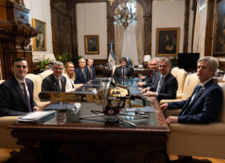 El Secretario del Tesoro de EEUU, Scott Bessent se reunió con Milei