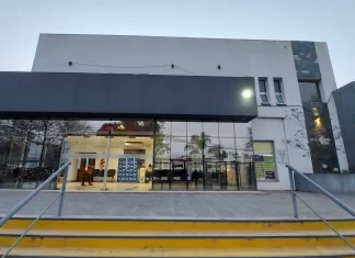 El municipio inscribirá a mayores de 18 años para terminar el secundario