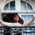 La Justicia ya cuenta con el informe socio ambiental para la detención domiciliaria de Cristina