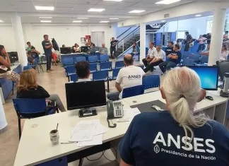 Milei eliminará la jornada no laborable por el “Día del empleado público”