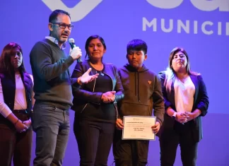 Entregaron “Becas 2025” a más de 500 estudiantes salteños