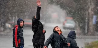 El frío llegó y la nieve tiñó varias provincias de blanco
