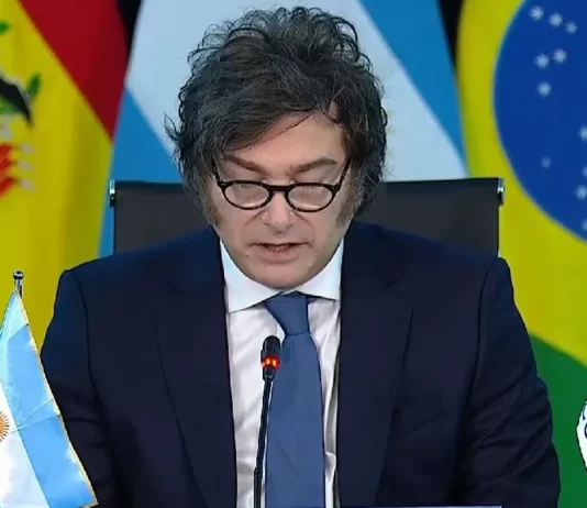 Milei dijo que la suba del riesgo país se debe al contexto internacional