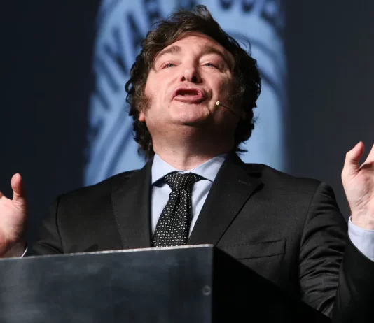 Javier Milei se presenta ante empresarios en EE.UU.
