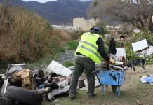 El municipio desplegó un operativo de limpieza en los cerros San Bernardo y 20 de Febrero