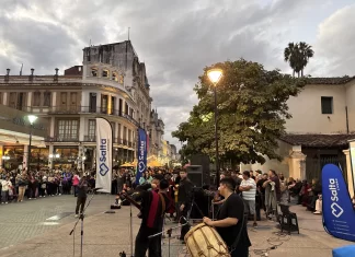 Cientos de salteños y turistas disfrutaron de una nueva edición de “Salta, Ciudad de Peñas”