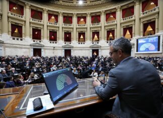 Duro revés para Milei en una sesión maratónica en Diputados