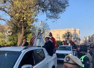 Las imágenes peregrinas del Señor y la Virgen del Milagro recorren Capital