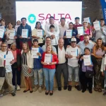 Más de 120 familias recibieron escrituras de sus viviendas