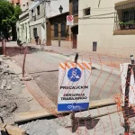 Obras en la calzada en distintos tramos de la calle Catamarca