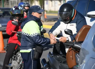 Siguen los controles de tránsito en diferentes puntos de la ciudad