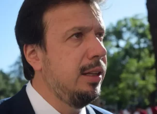 Cornejo: “nuestra meta es que en 2027 haya muchos más senadores libertarios y que toda la provincia sea violeta”