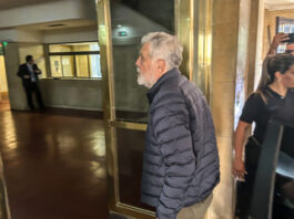 Julio De Vido se entregó en Comodoro Py y quedó detenido por la tragedia de Once