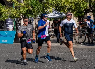 Cerca de 700 deportistas participaron del Triatlón de la Cumbre