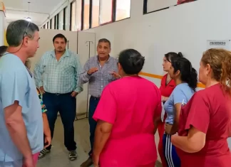 Detectan en General Güemes médicos que marcan asistencia y se retiraron