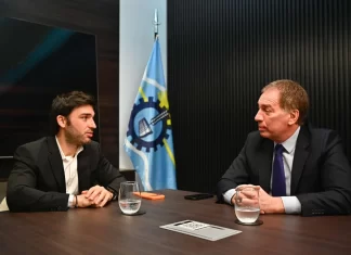 Santilli retoma el diálogo con gobernadores y se reúne con Torres en Chubut